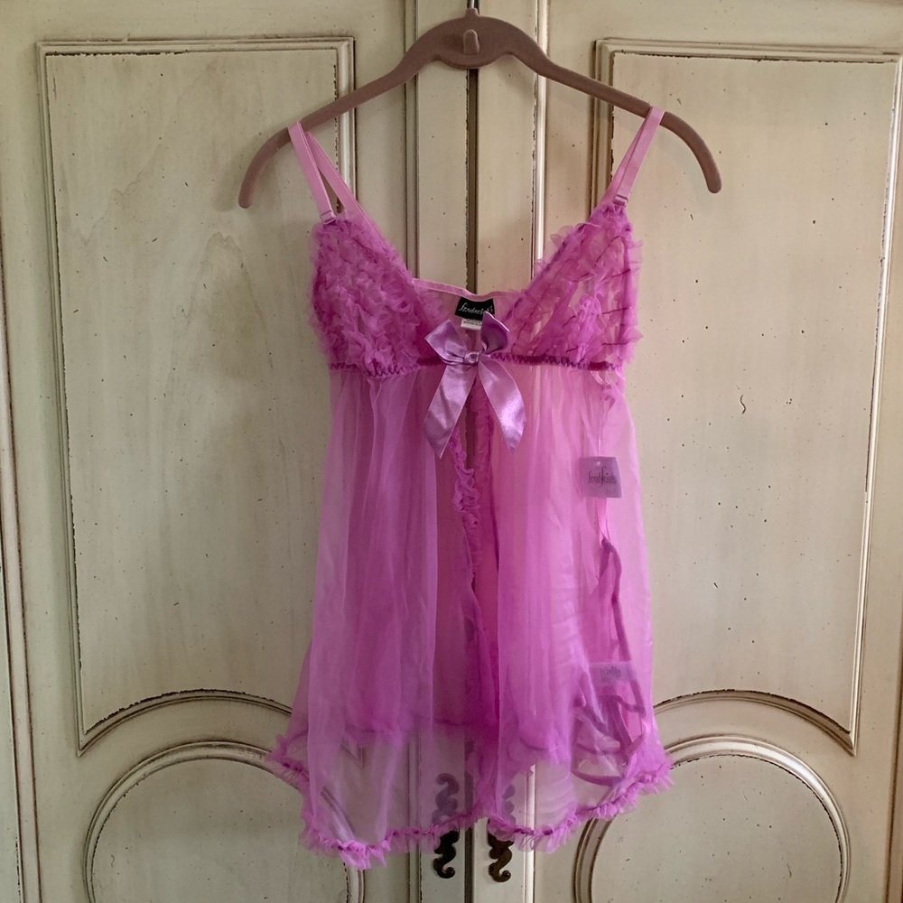 🆕 Frederick’s of Hollywood 2 pc set lingerie
